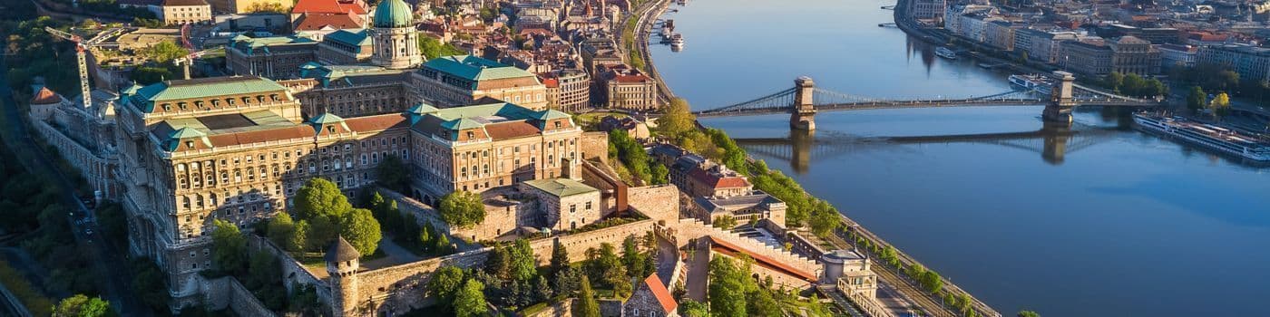 Book Cheap Flights to Budapest