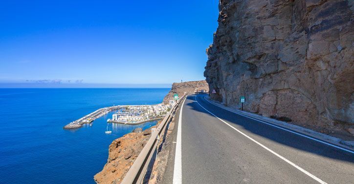 Coastline road in Gran Canaria