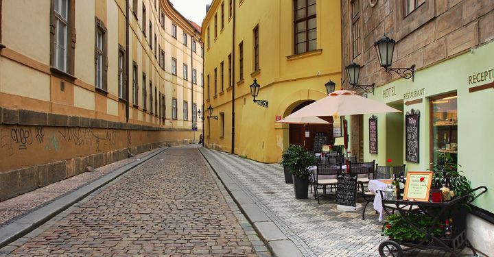 Hotel in Prague in narrow road
