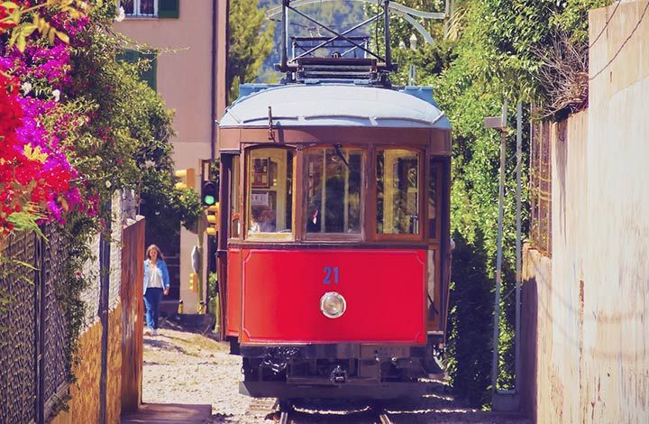 Tram in Soller